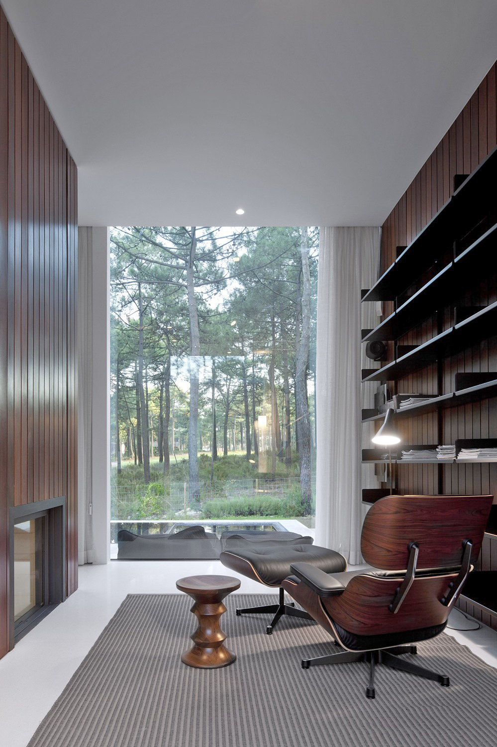 Casa Aroeria III by ColectivArquitectura in Lisbon.
