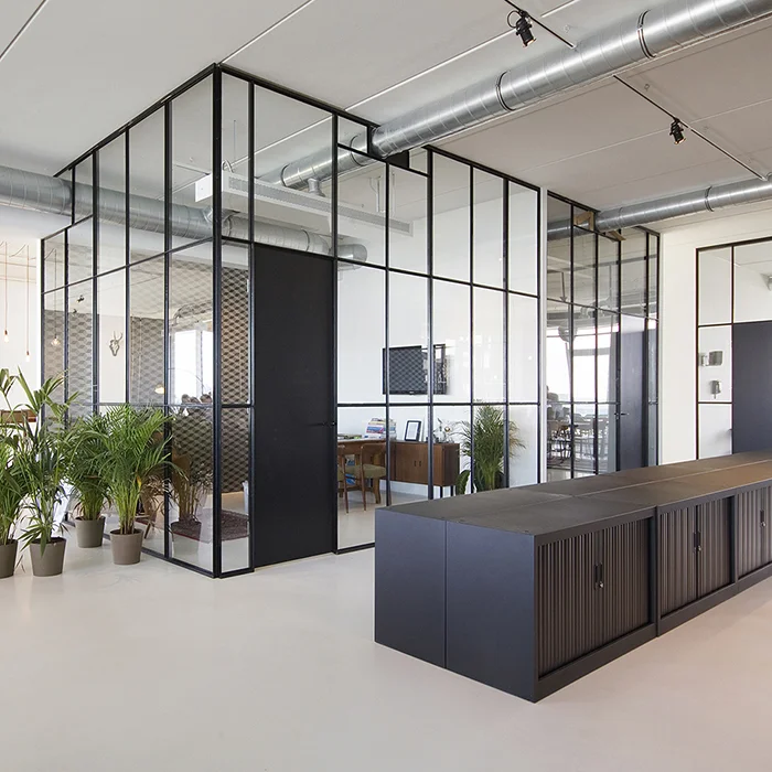 Working Vacation: Brandbase Office by Bricks Amsterdam