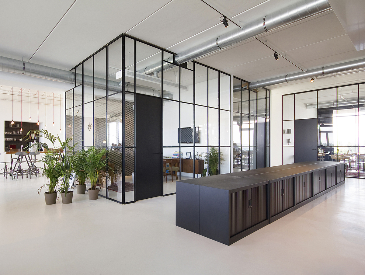 Brandbase-Office-Amsterdam-Brick-Architecture-1.jpg