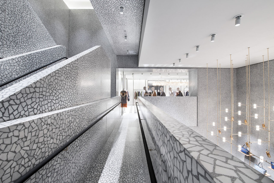 Castle Couture: Chipperfield Valentino's NYC Flagship — KNSTRCT