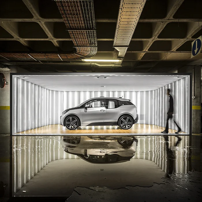 Gift Wrapped: ATELIER CENTRAL present the new BMWi to Press