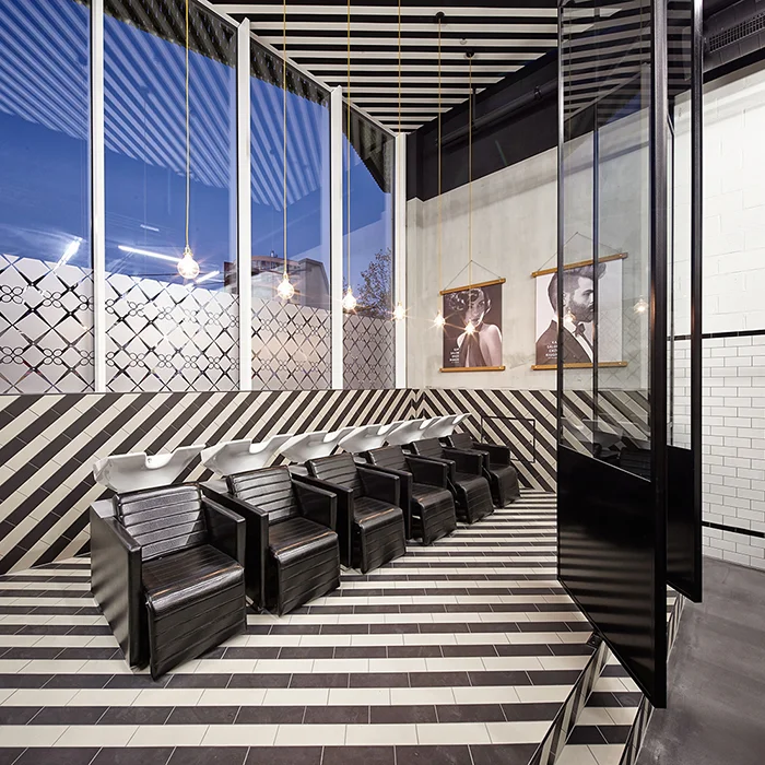 Hair to the Chief: R Salon by Creneau International