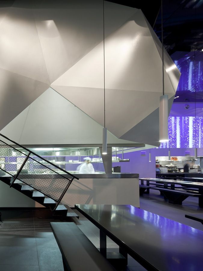 Zozobra Noodle Bar, Israel