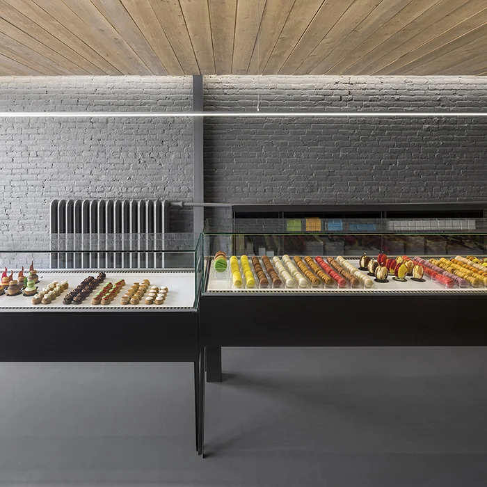 Sugar & Steel: Pâtisserie À la Folie by Anne Sophie Goneau