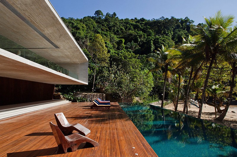 Studio MK27 Designs The Paraty House