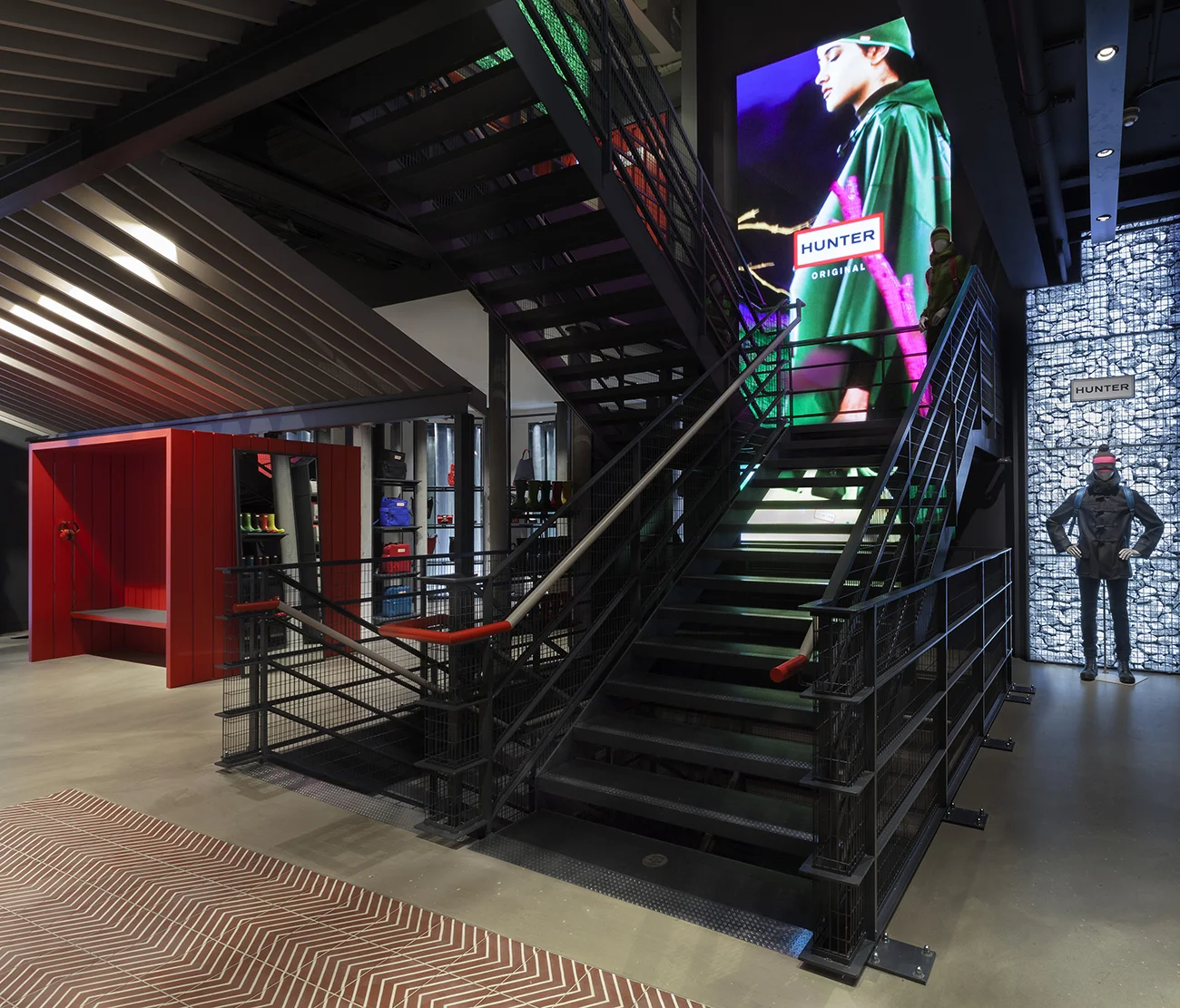 Checkland Kindleysides Designs Hunter's First Global Flagship Store ...