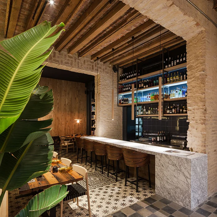 Donaire Arquitectos Rehabs an Old House into a New Restaurant