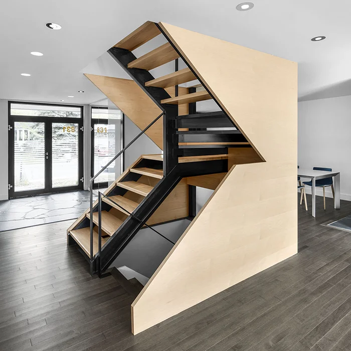 Closse Residence: Naturehumaine Reinvents 1960's Dwelling in Montréal