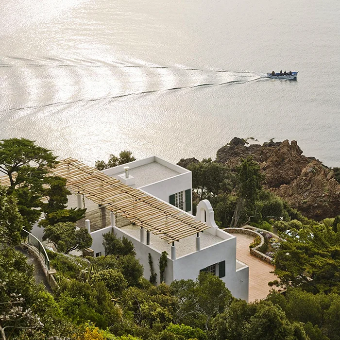 4a Architekten Renovates Heritage-Protected Villa on the Côte d’Azur 