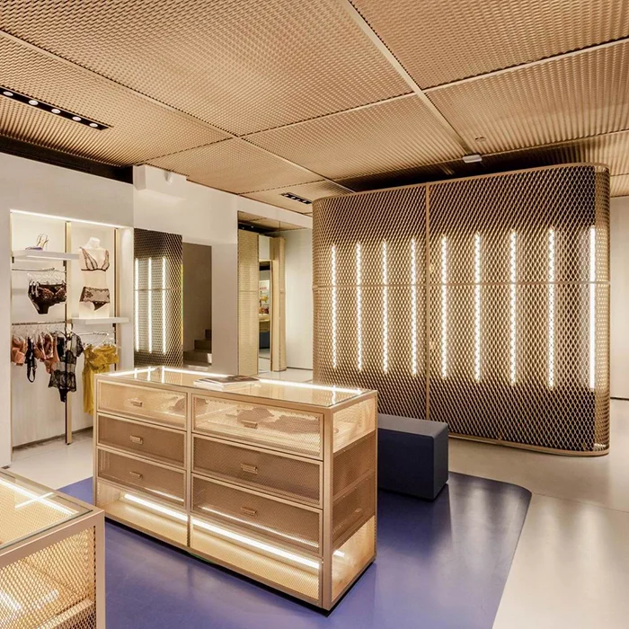 Baciocchi Associati Gilds La Perla's new Florence Boutique