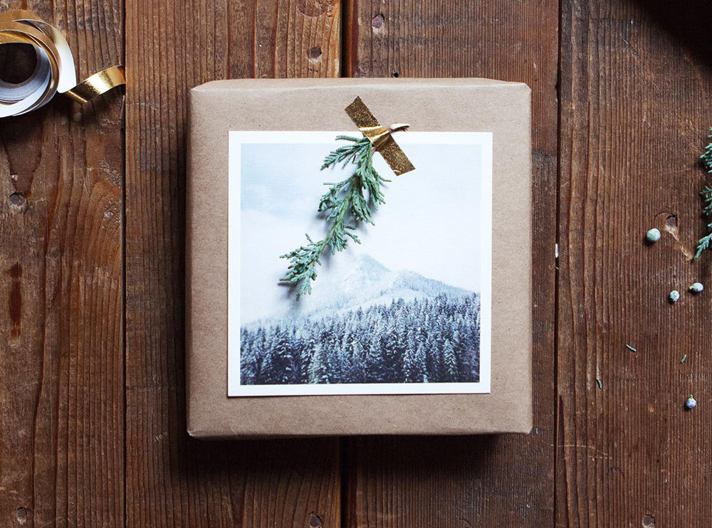 Adding a photo to your gift is a great wrapping paper idea