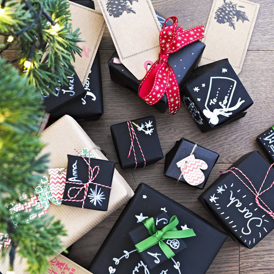  Chalkboard wrapping paper 