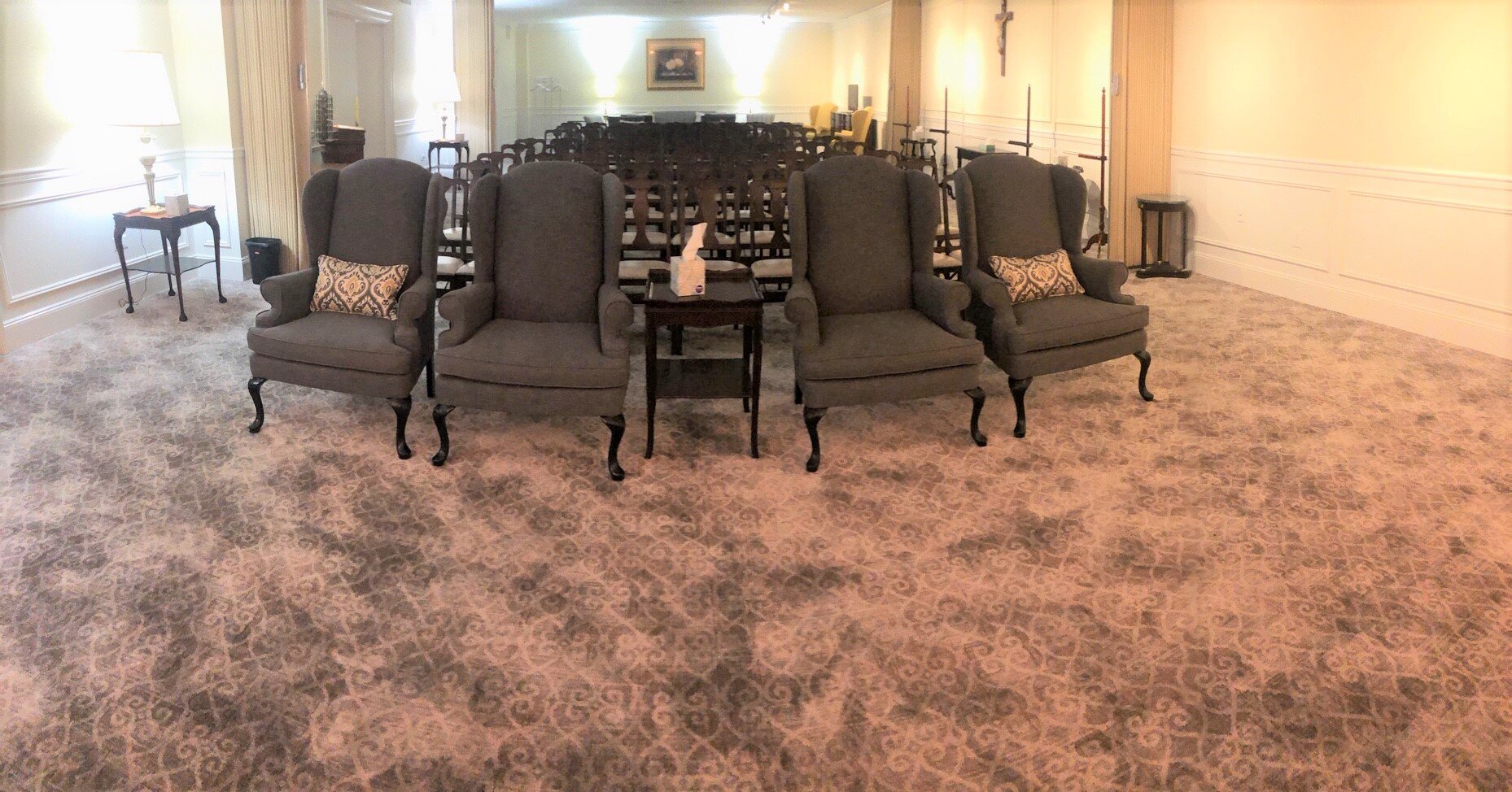 pano-left-family-chairs.jpg