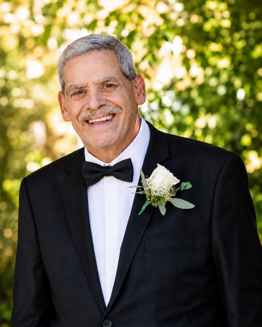 Bruce Eliot Levine Sr. 