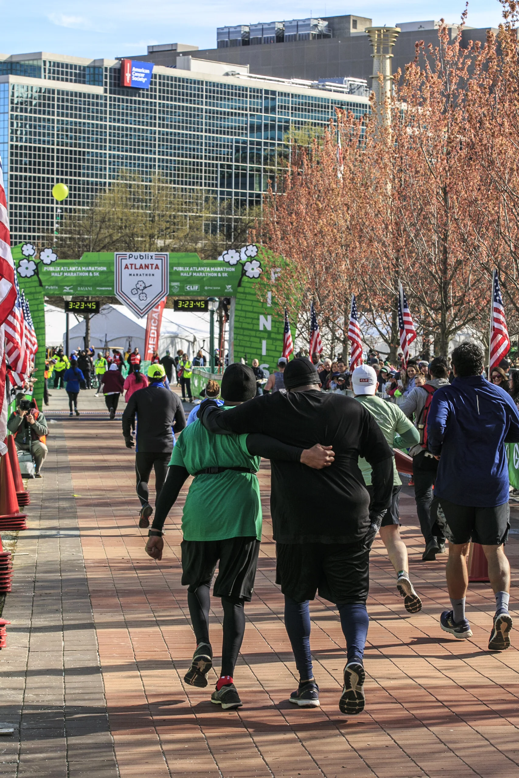 2019_publix_marathon_joaquin_lara_807.jpg