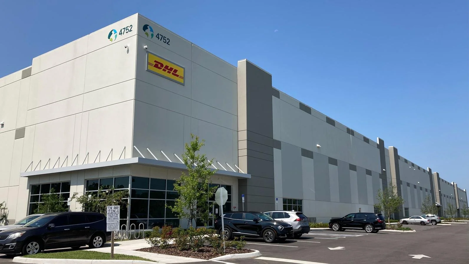 DHL Warehouse Orlando FL.jpg