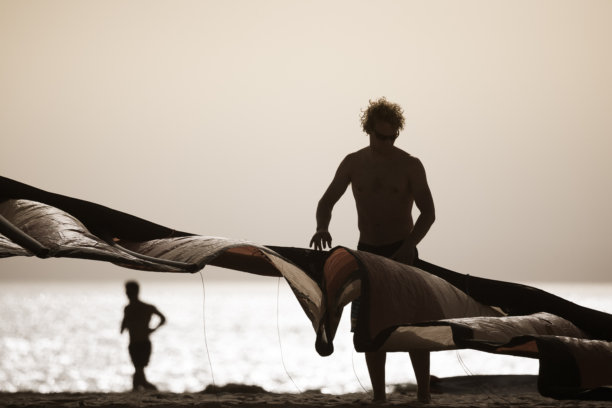Gonçalo Barriga Photographer - Kitesurfer sunset
