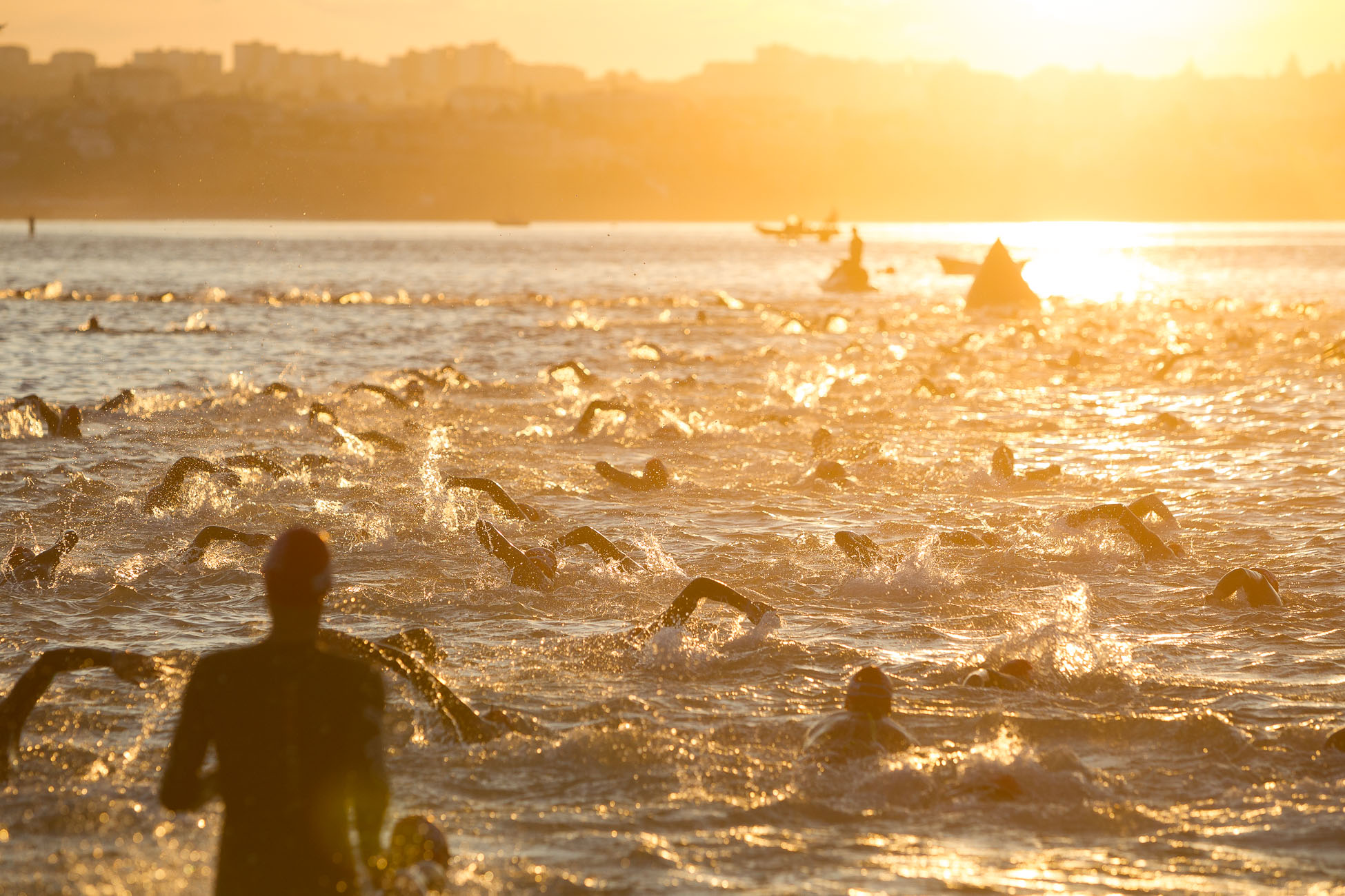 Gonçalo Barriga Photographer - Ironman swimming takeoff
