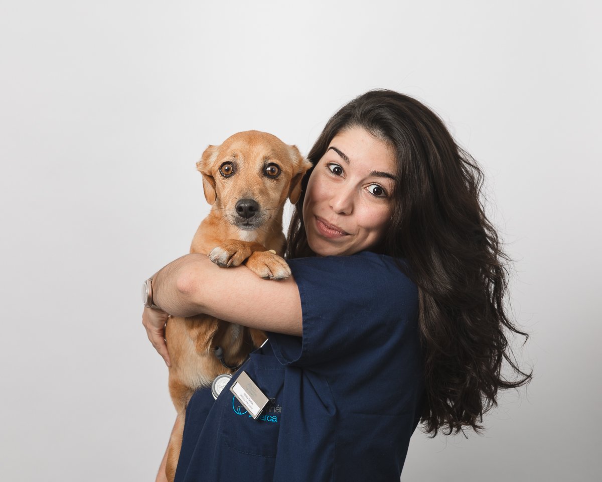  Retrato profissional de médica veterinária 