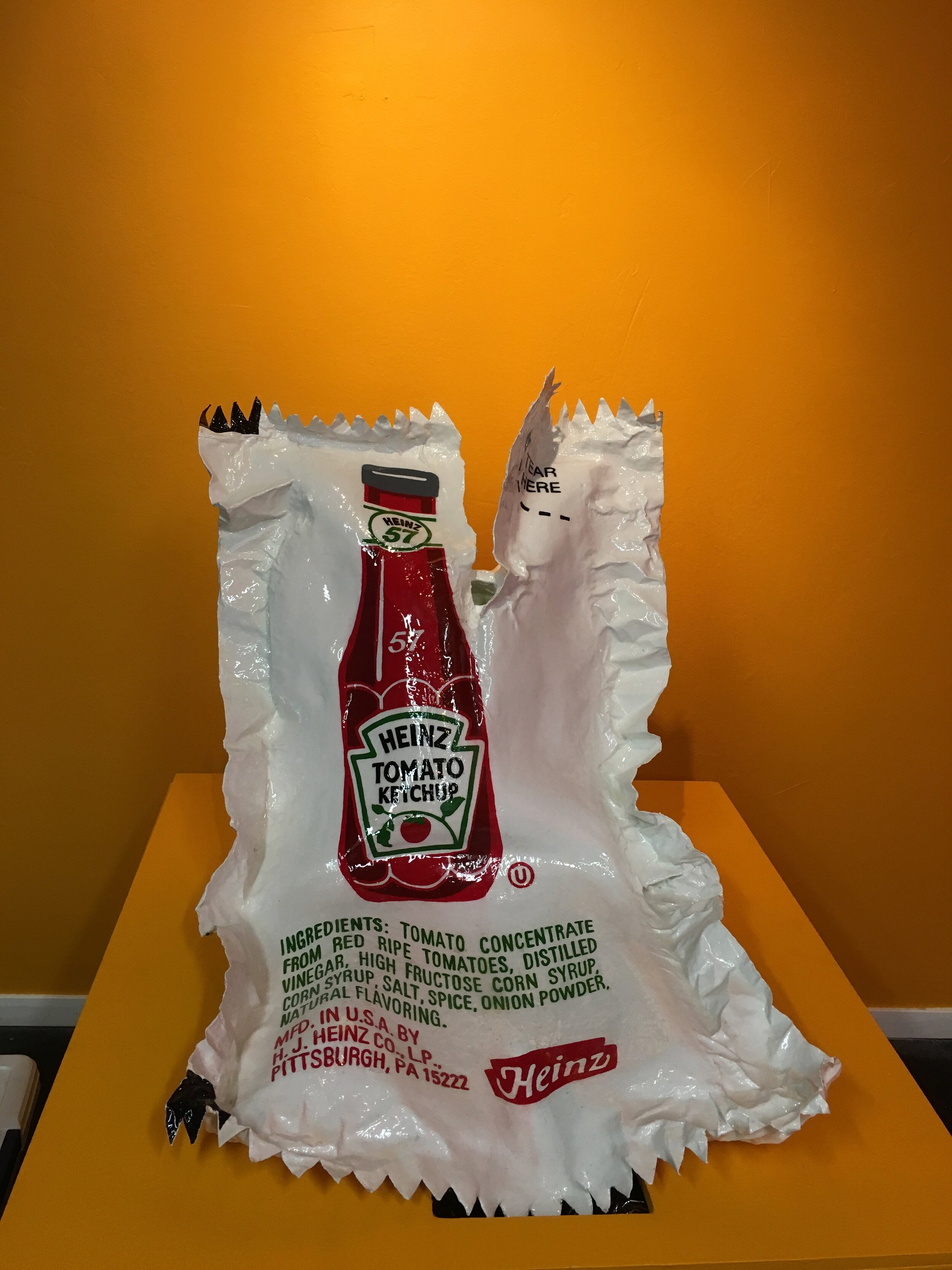 KETCHUP FOUNTAIN