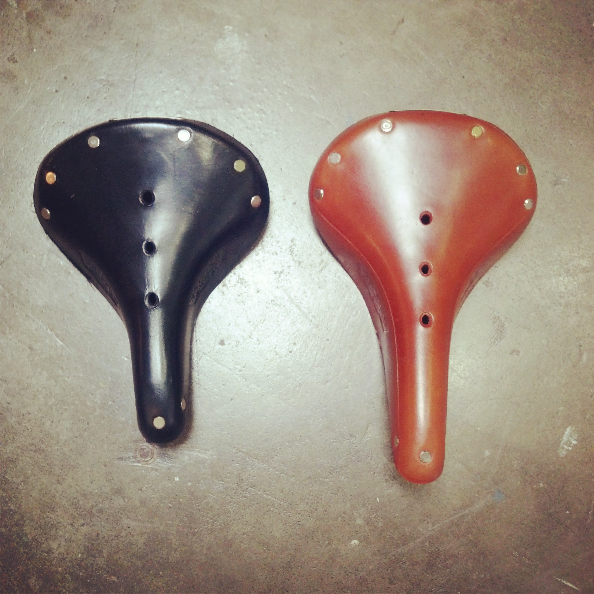 brooks female saddle