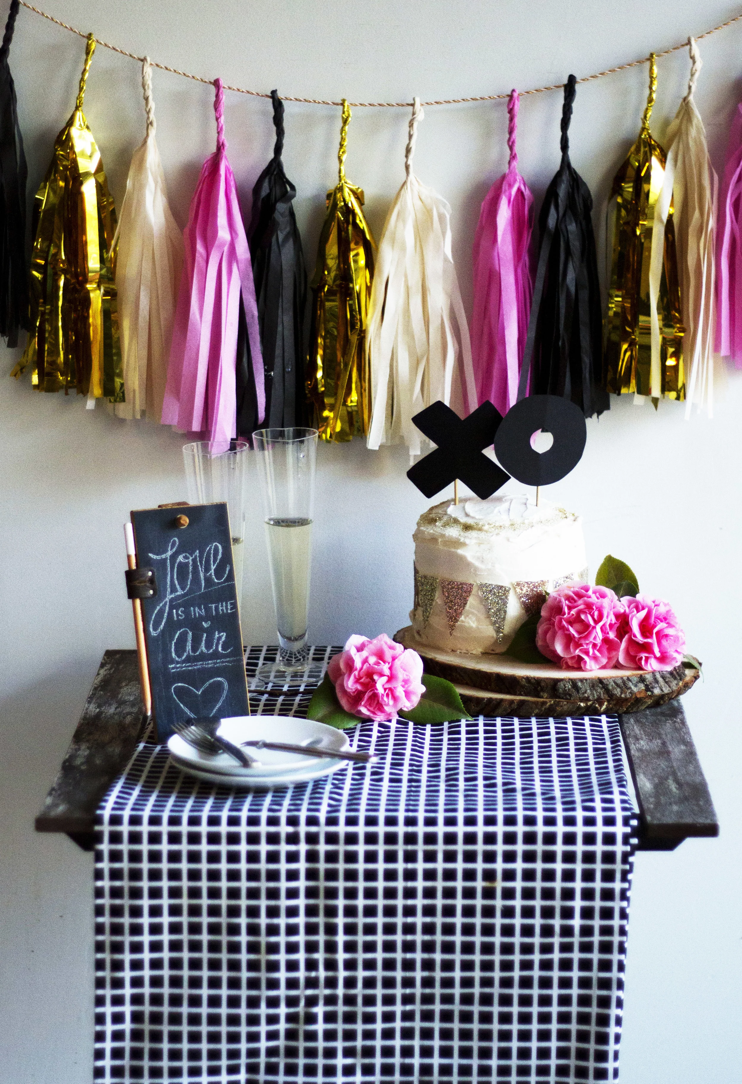 Valentines Table 3.jpg
