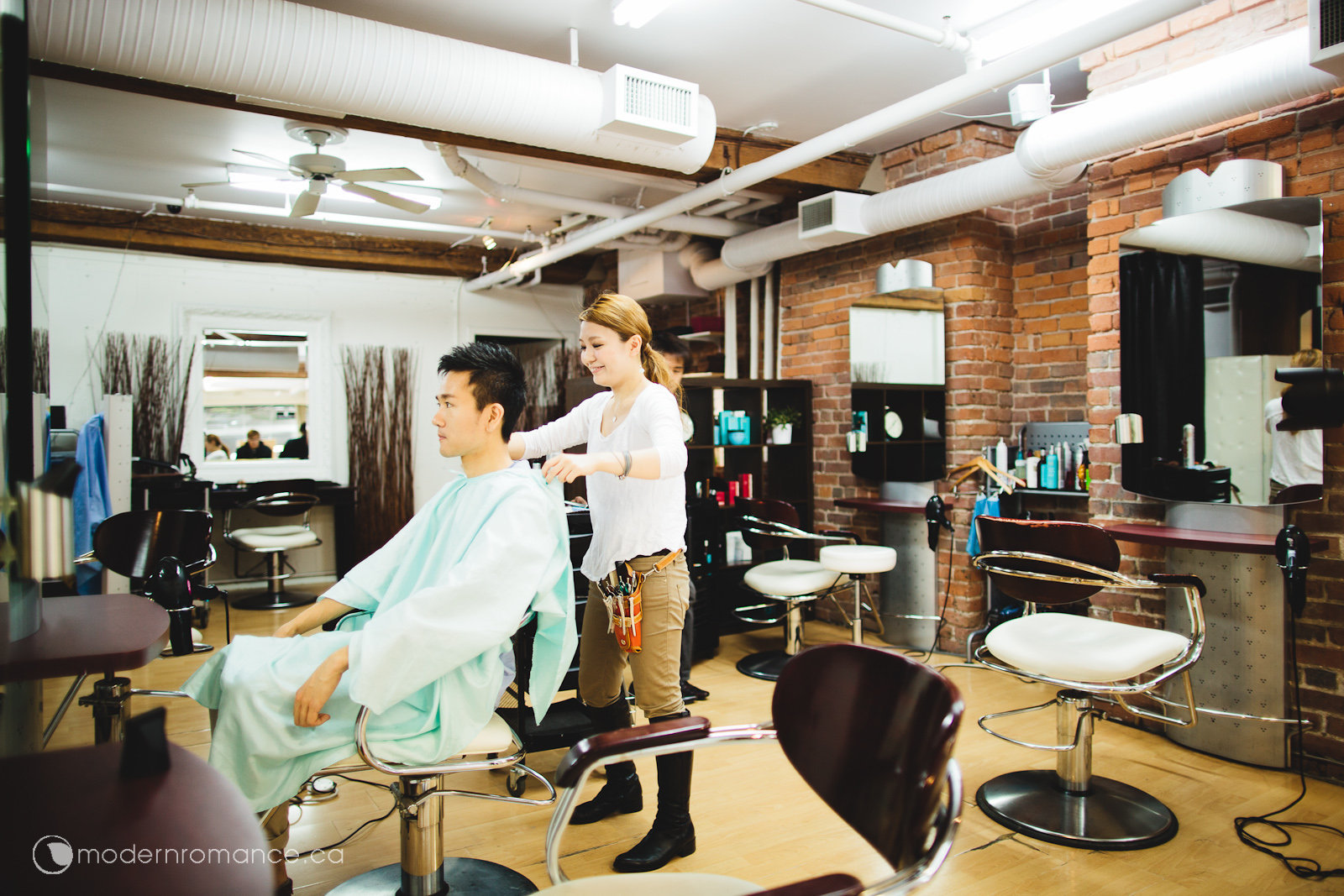 1.2 groom prep-0270.jpg