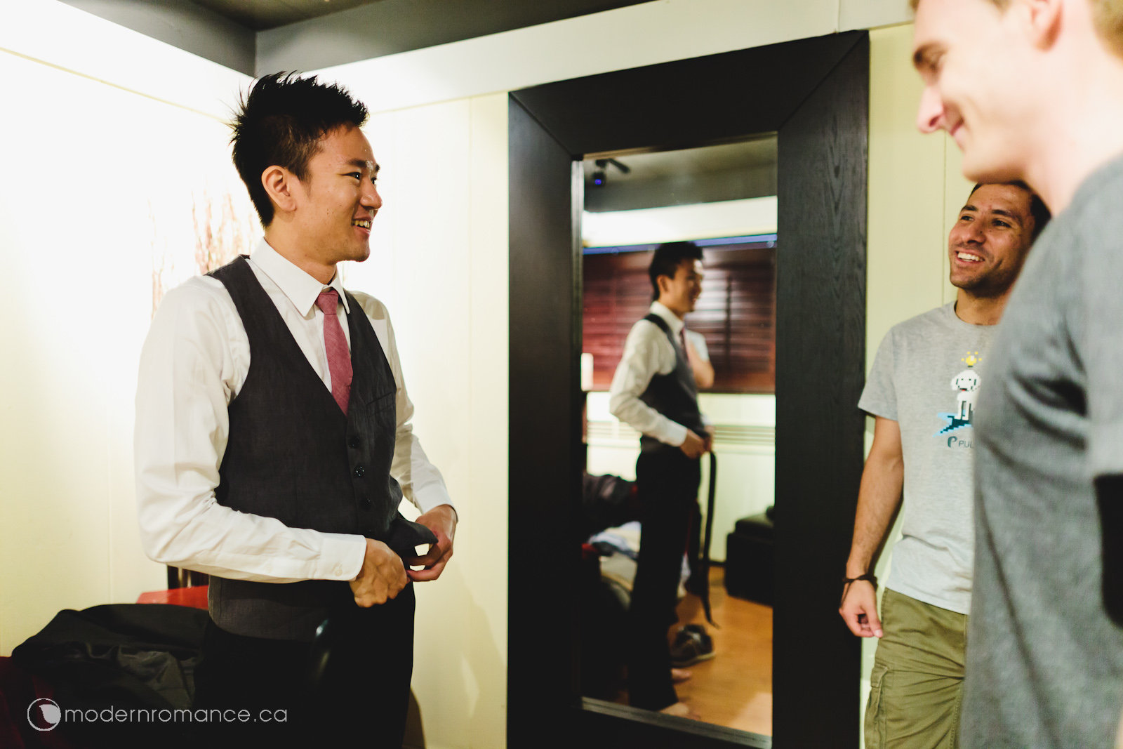 1.2 groom prep-0318.jpg