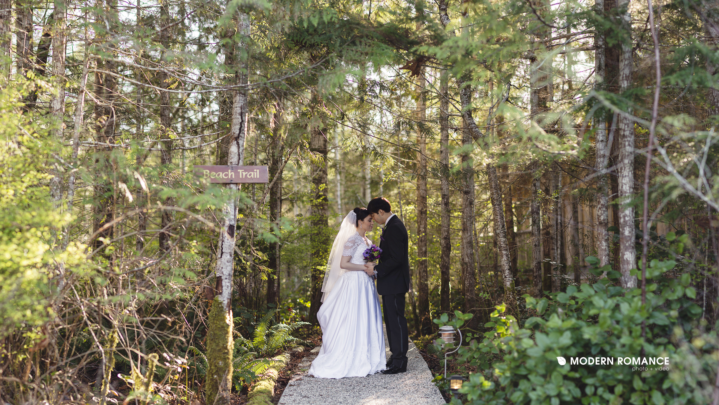 ModernRomance-JuliaVictor-BR-02w.jpg