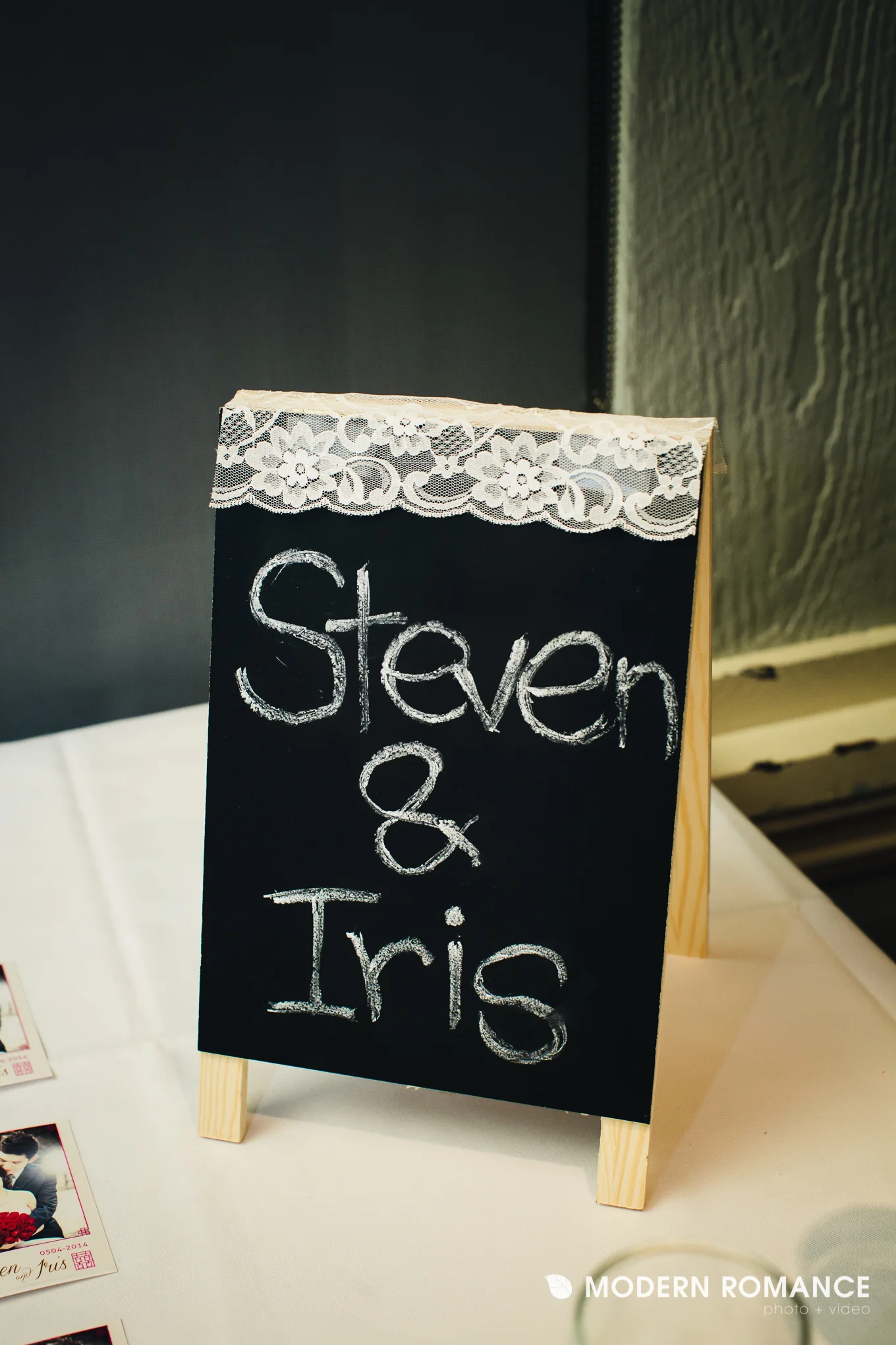 ModernRomance-IrisSteven-40-095-4208.jpg