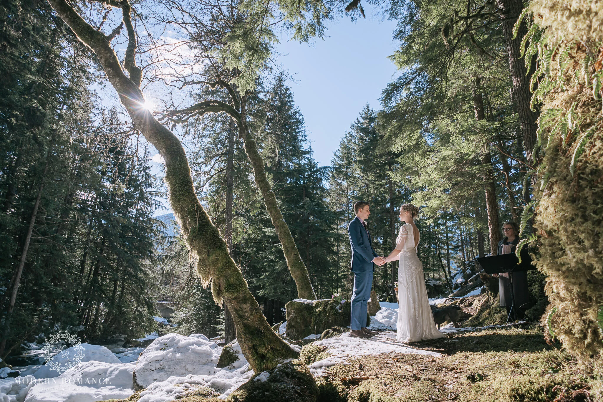 ModernRomance-JL-Elopement-JoffreCreek-WM-064.jpg