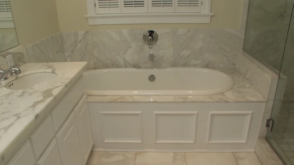 bathroom in calacatta - Copy.JPG