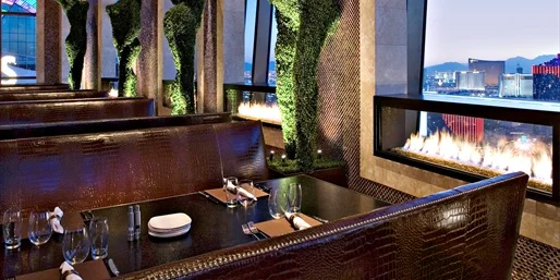 Vegaster Tip: Great place to bring your date!