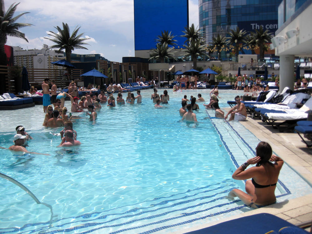 Vegaster 7 Hotel Casino Pools In Las Vegas