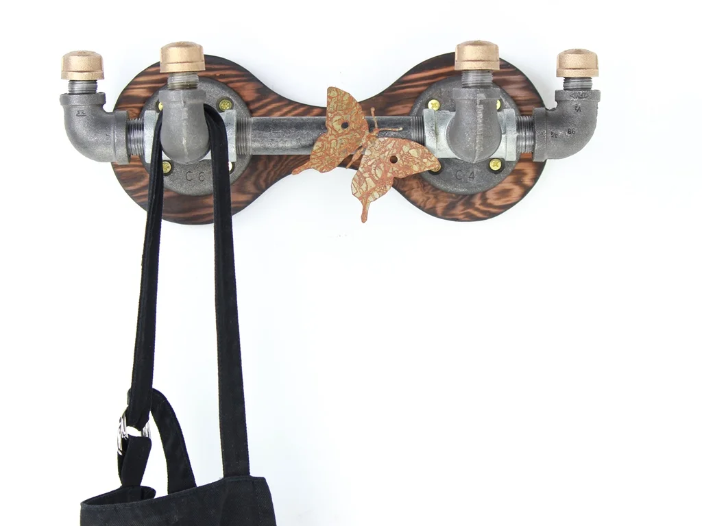 smallapronholder3.JPG