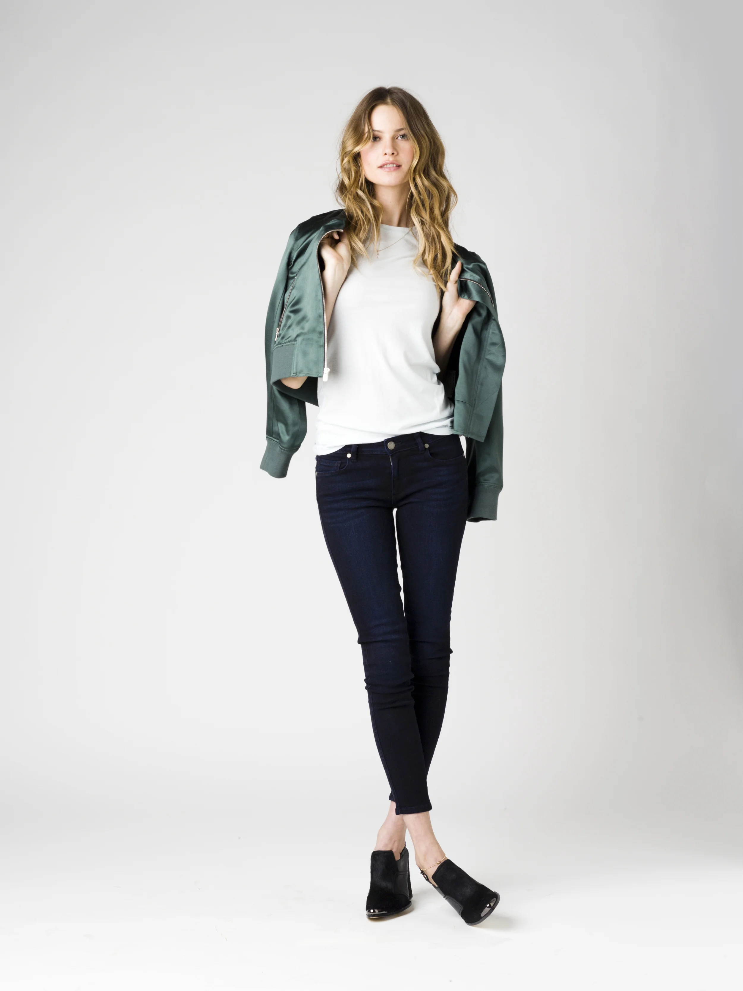 Victoria's Secret // White Tees