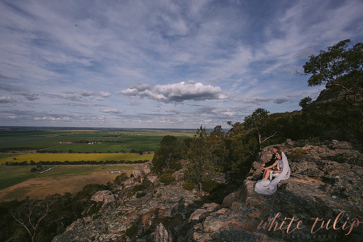 destination-wedding-photographer-country-victoria-wimmera_0056.jpg
