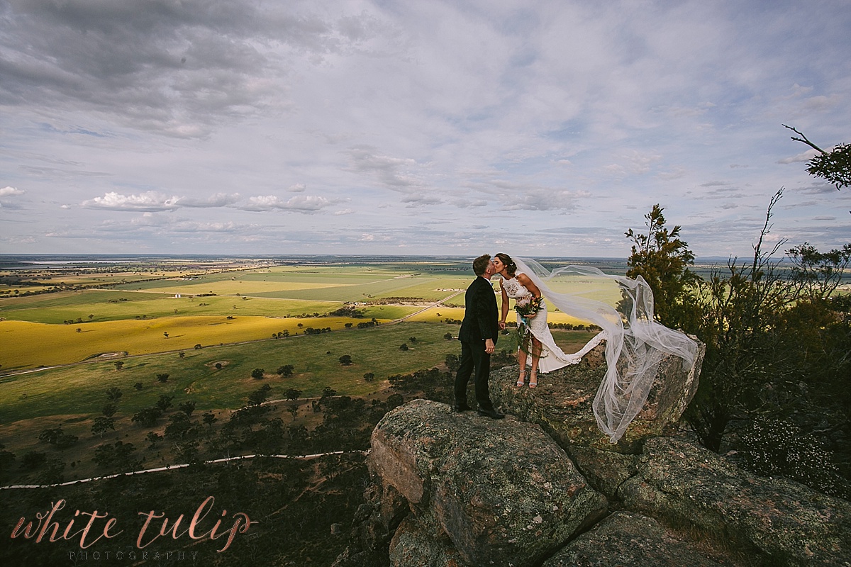 destination-wedding-photographer-country-victoria-wimmera_0068.jpg