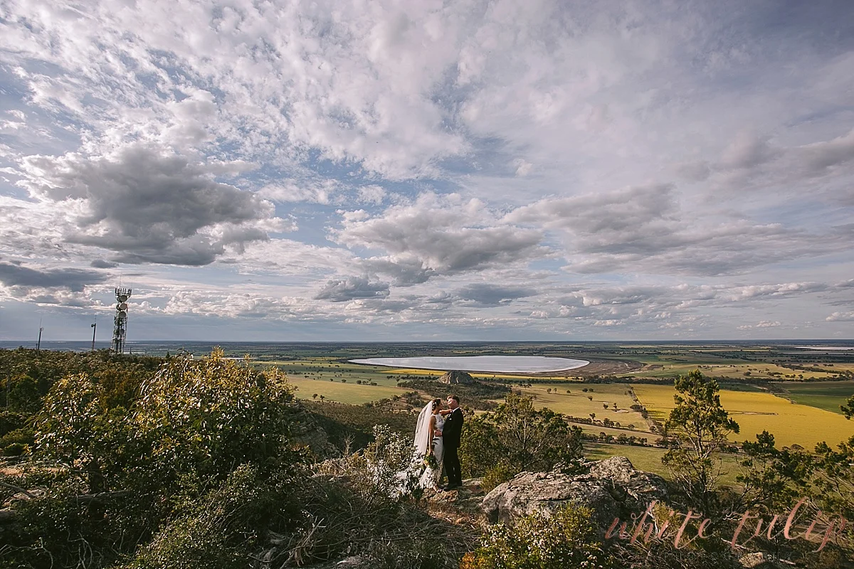 destination-wedding-photographer-country-victoria-wimmera_0073.jpg