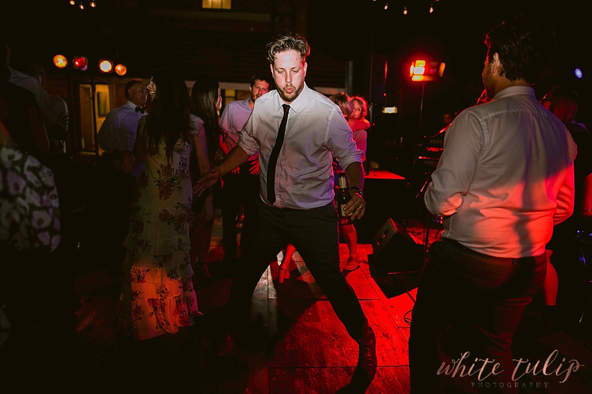 LAMONTS-BISHOPS-HOUSE-PERTH-WEDDING_0038.jpg