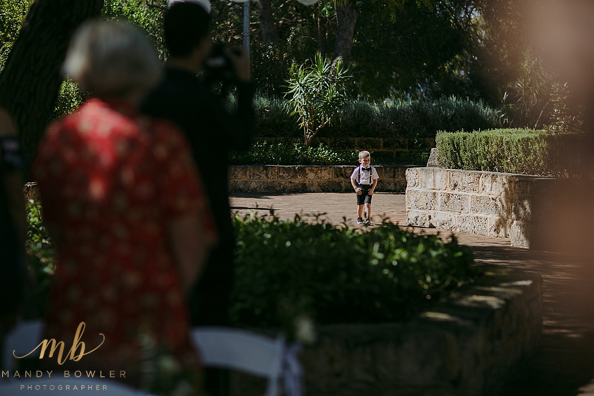 perth-wedding-photographers-scented-gardens_0018.jpg