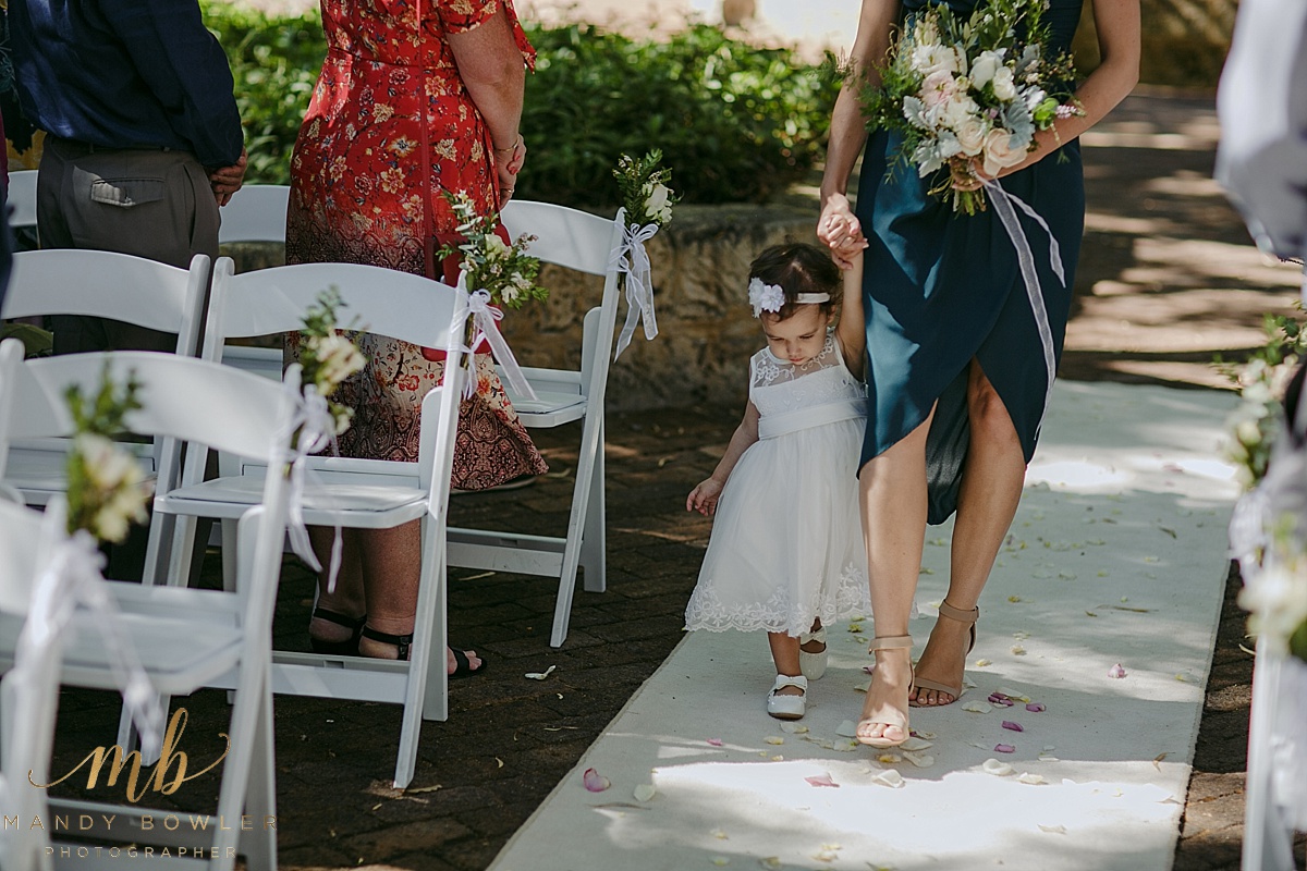 perth-wedding-photographers-scented-gardens_0019.jpg