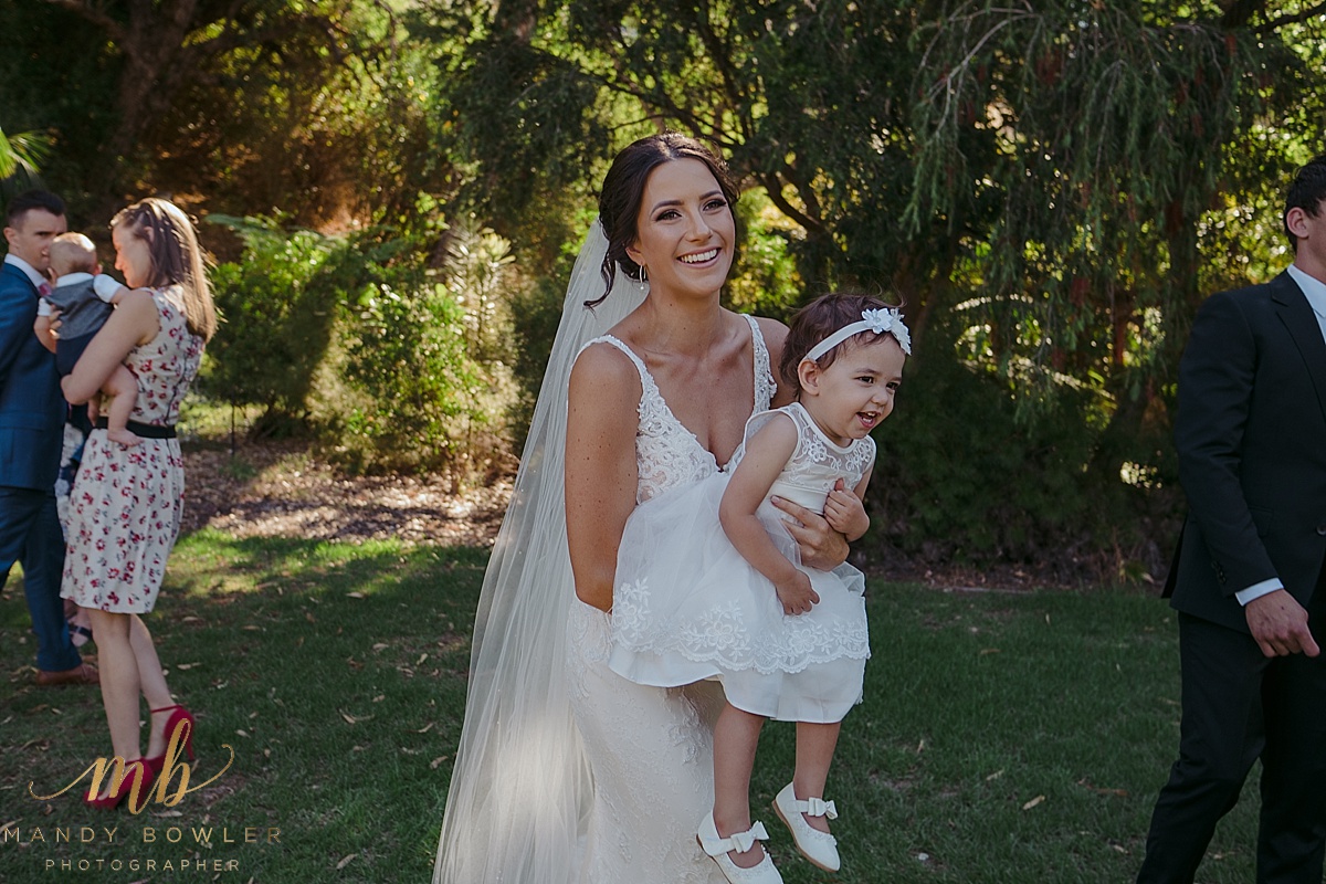 perth-wedding-photographers-scented-gardens_0031.jpg