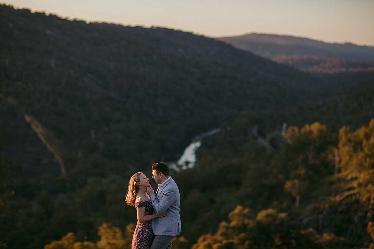 bells-rapids-pre-wedding-portraits-swan-valley-photography_0011.jpg