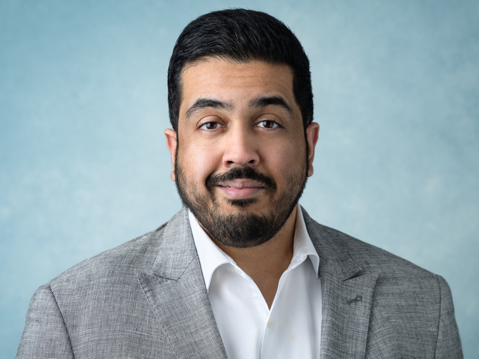 Detroit Physician Headshot (Copy)