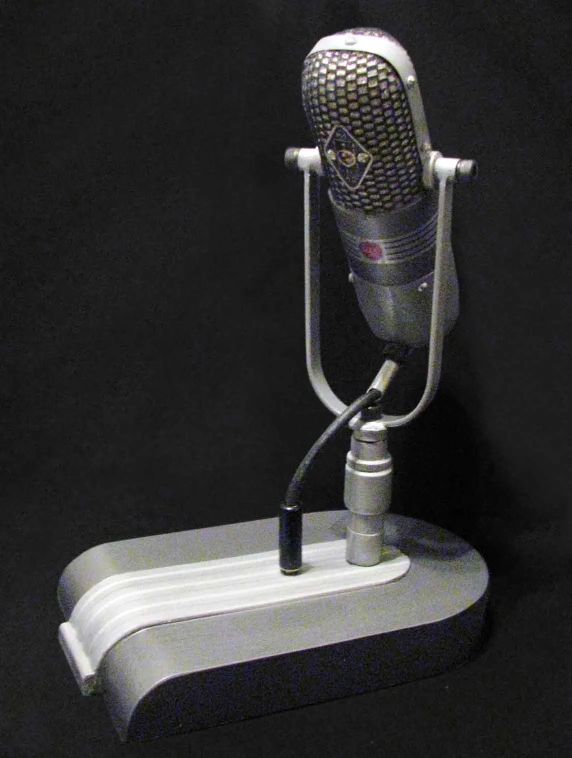 Microphone 2.jpg