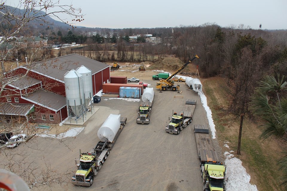   Arrival of 4 - 240hl (6,340 gallons) fermentation tanks  