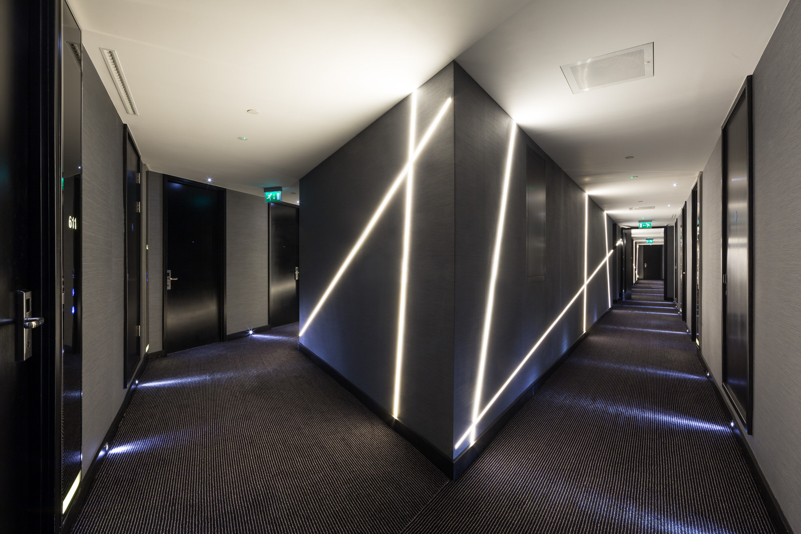 London Hotel Photography (Copy)