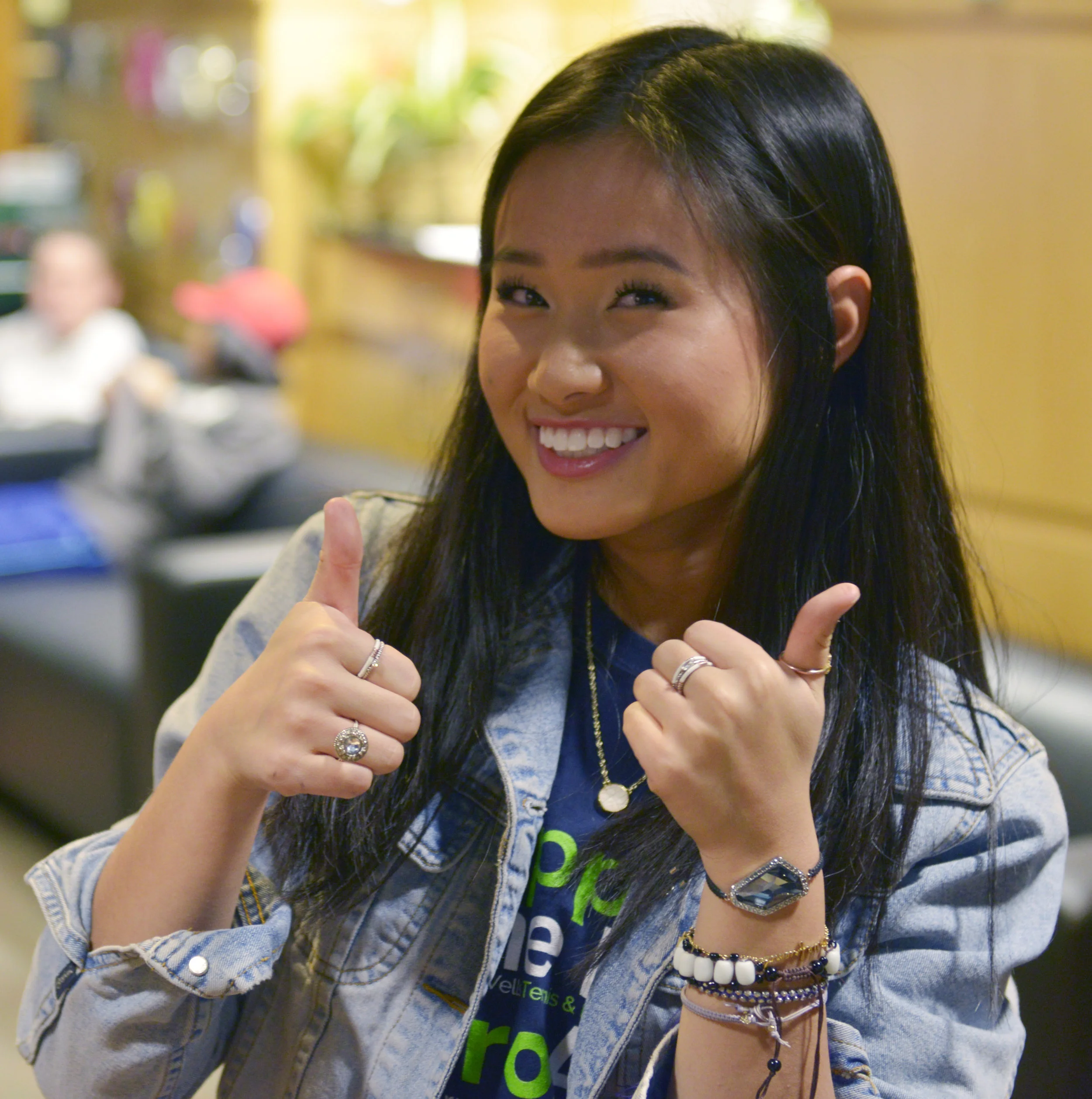 Girls Thumbs up.jpg