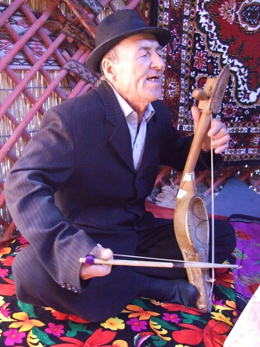 Musicien autodidacte de Kongrad